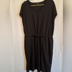 32 Degrees Cool Black Dress With Pockets. Size XL.